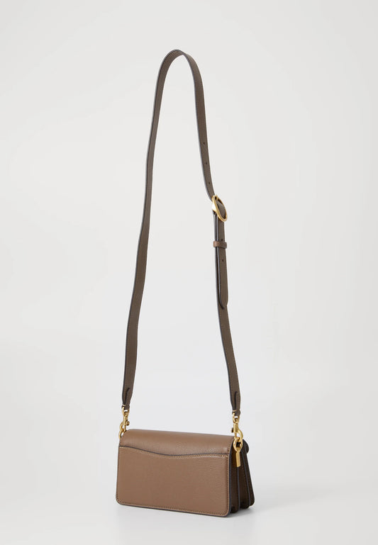 COACH TABBY SHOULDER BAG 20