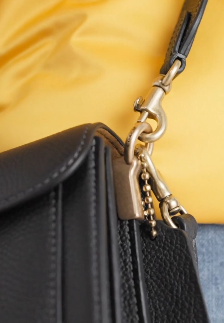 COACH TABBY SHOULDER BAG 20