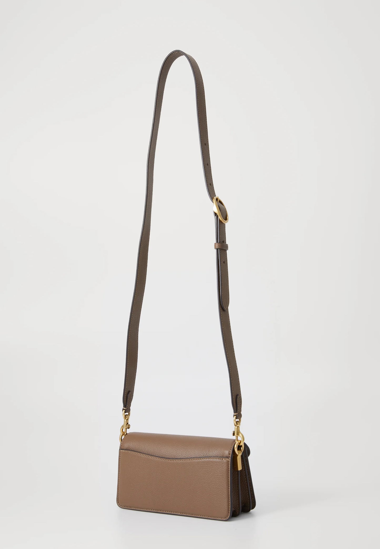 COACH TABBY SHOULDER BAG 20